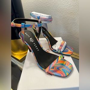 Brand New The Vivvian Sandal in holographic swirl material by Katy Perry